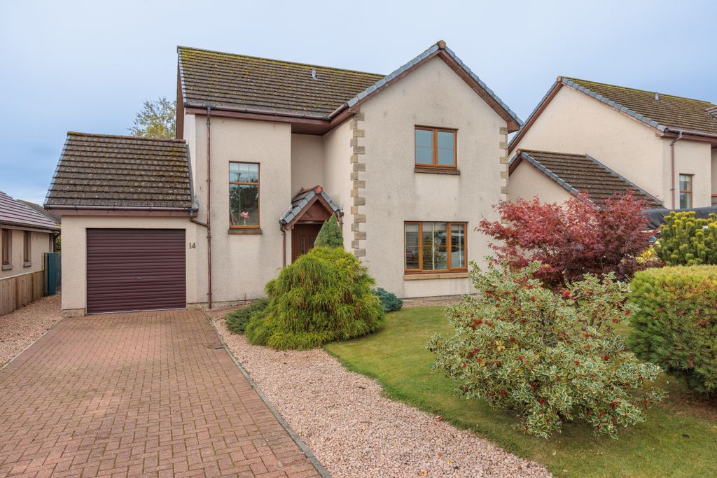 Property photo 1 of 37