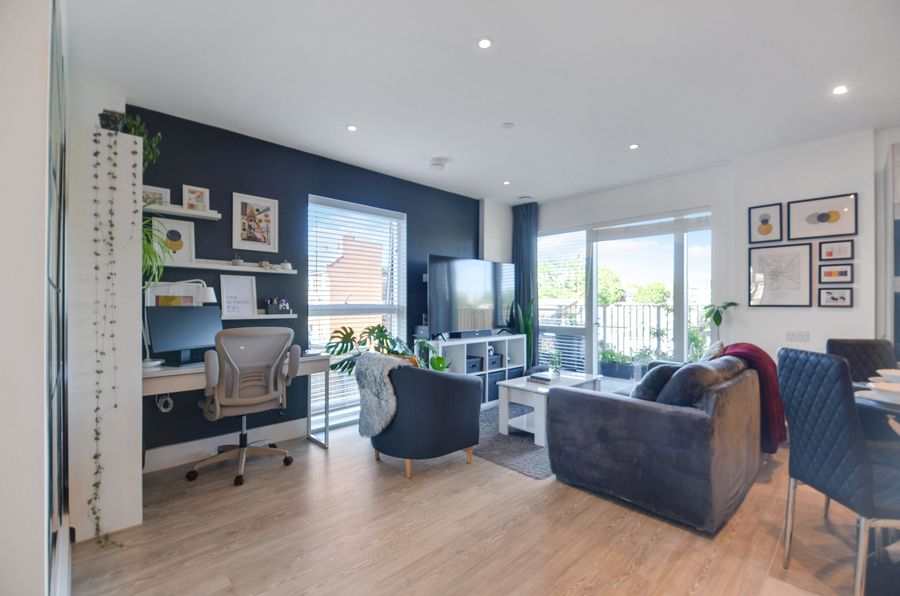 Property photo 2 of 22 Open Plan Living Room_02.Jpg