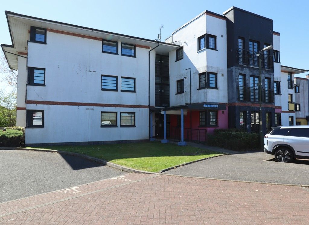 Property photo 2 of 13