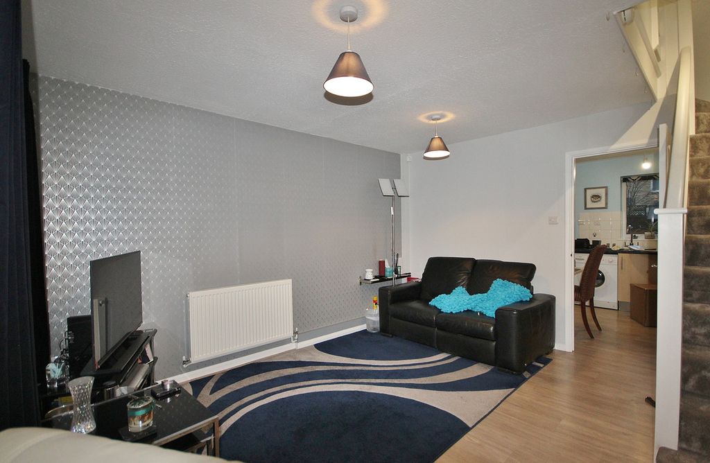 Property photo 2 of 7