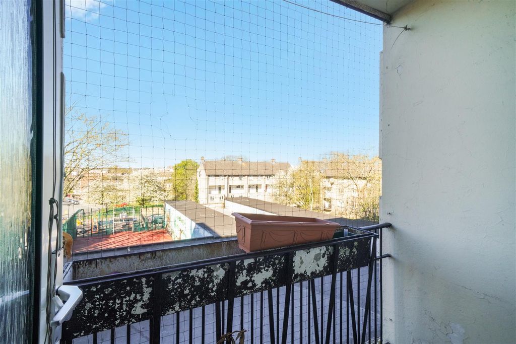 Property photo 1 of 13 Flat 16, Farjeon House - 0Xudnjxnkouidc6H2Tep.Jpg
