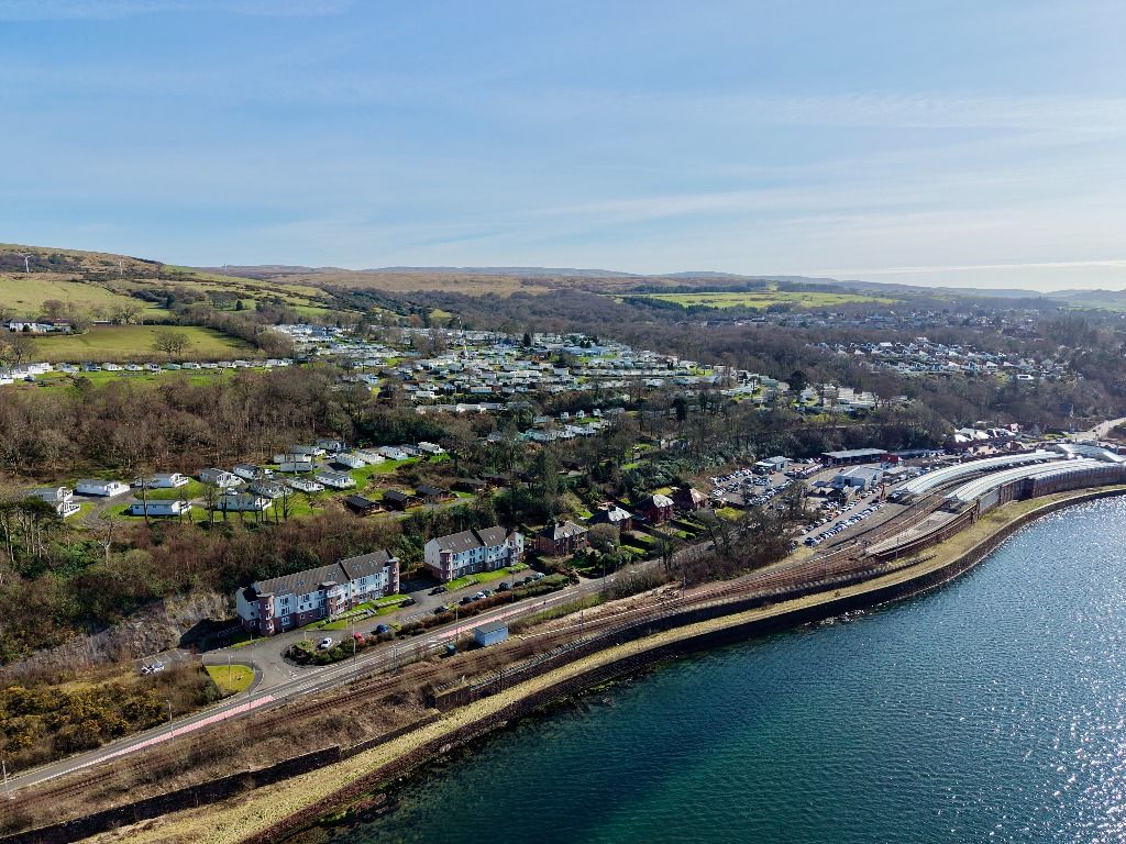 Property photo 3 of 30