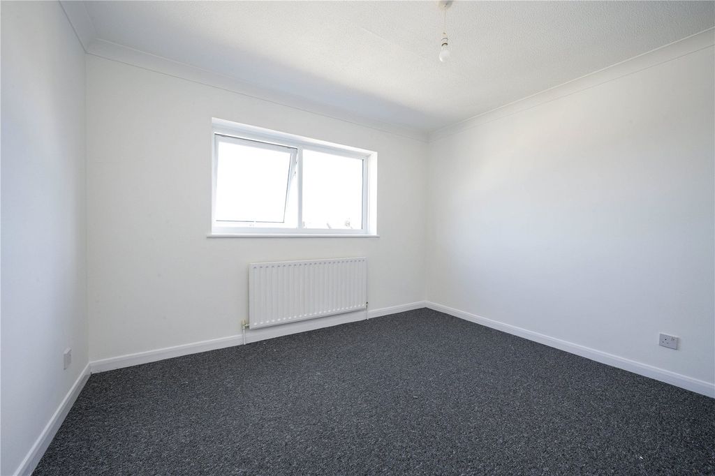 Property photo 3 of 7 Picture No. 02