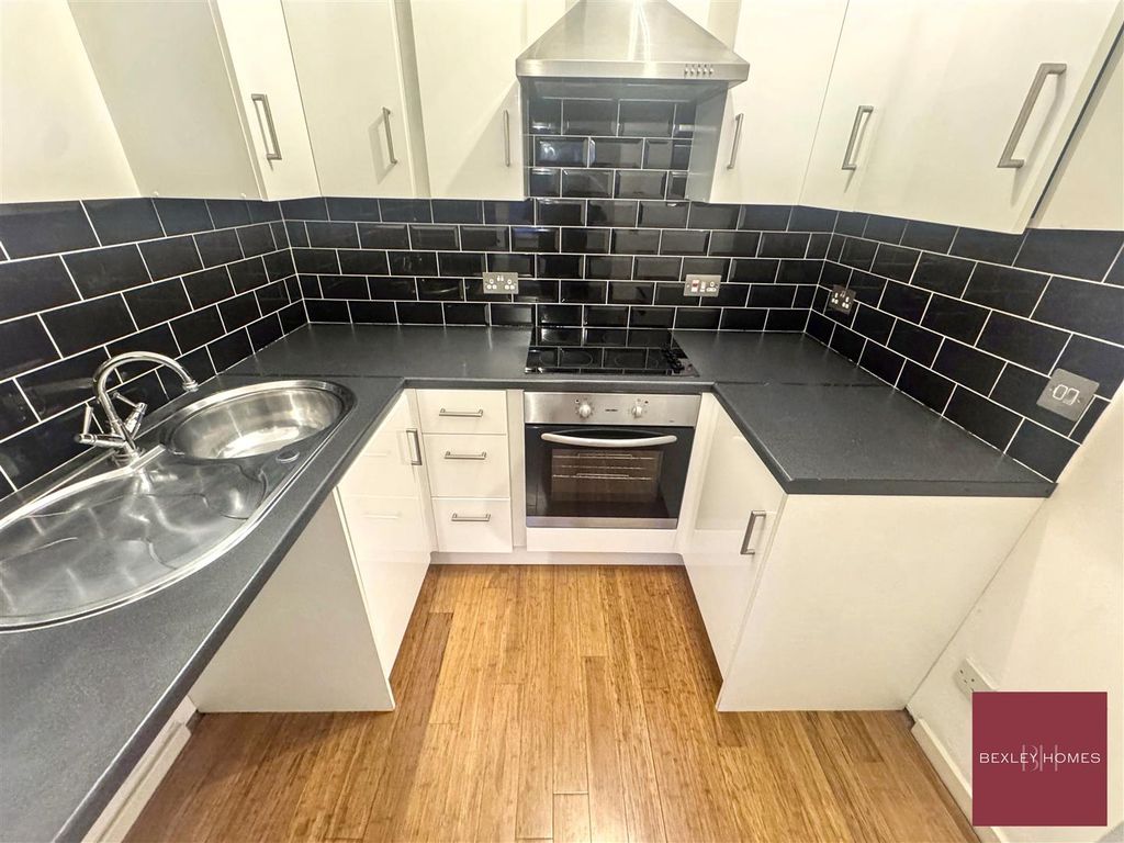 Property photo 2 of 5 Img_0884.Jpg