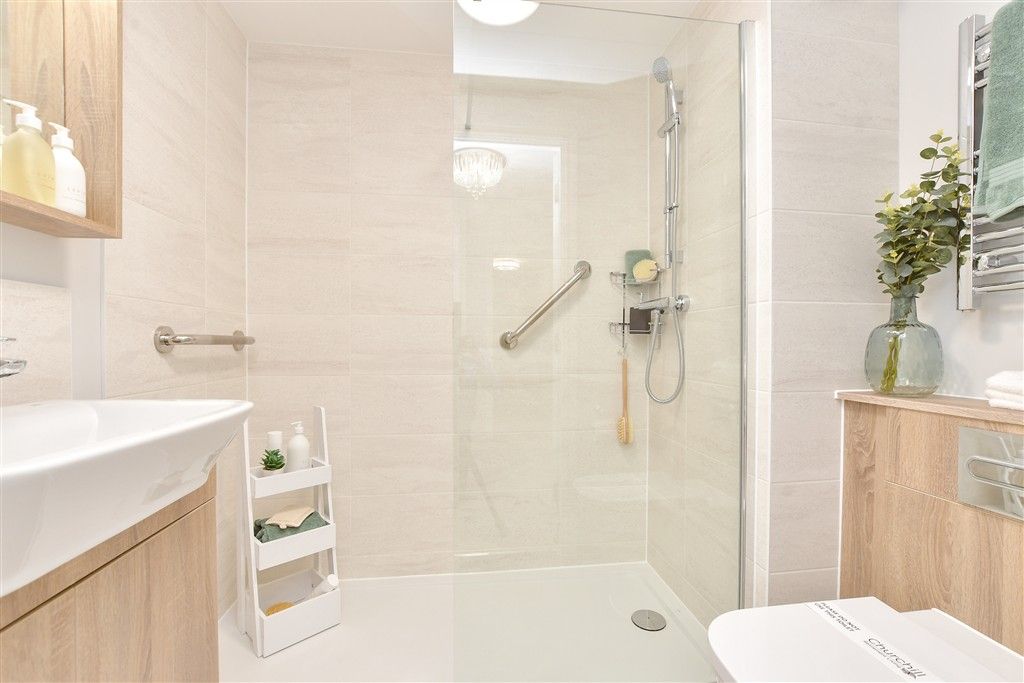 Property photo 1 of 9 Shower Room