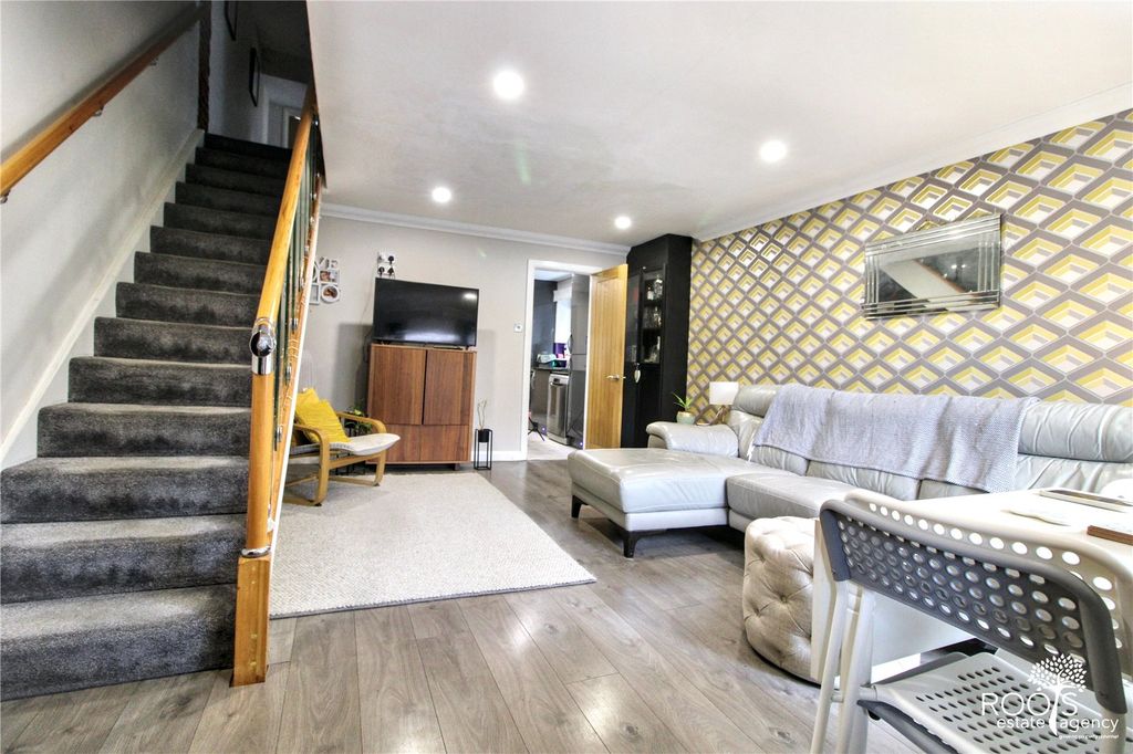 Property photo 3 of 12 Picture No. 06