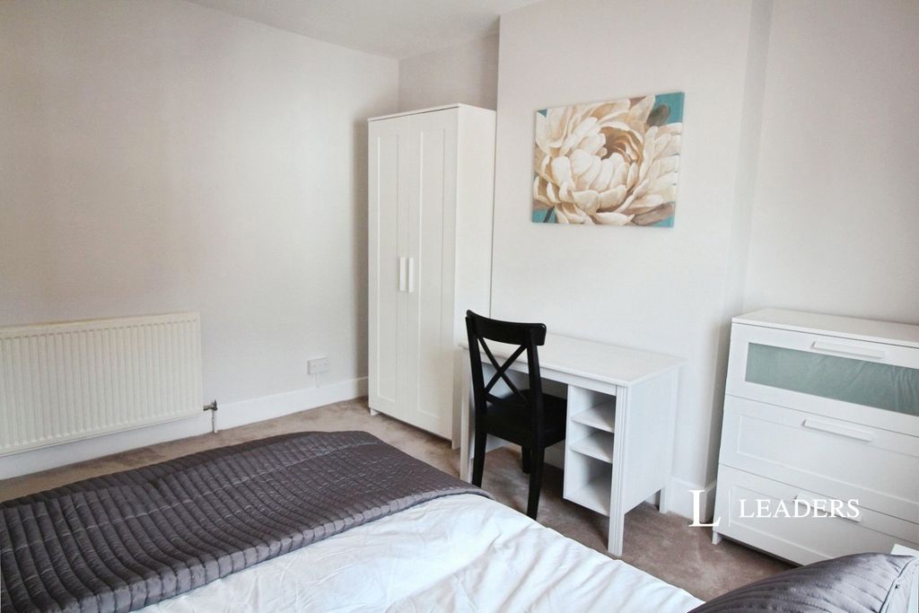 Property photo 2 of 6 Pbox-Img.Jpg