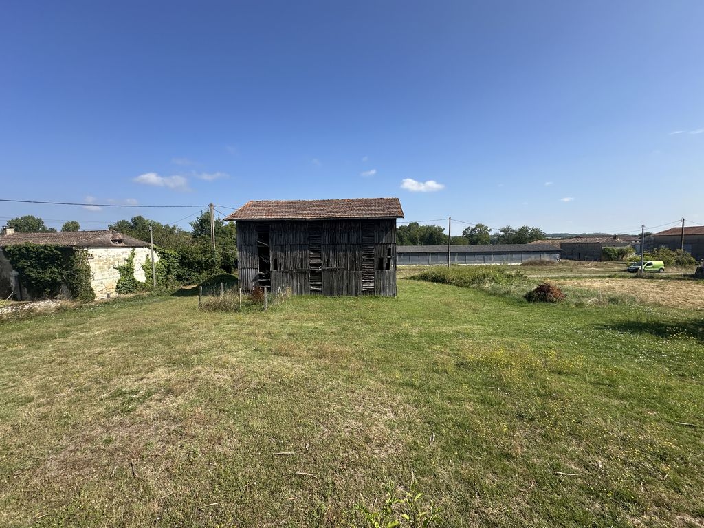 Property photo 2 of 16