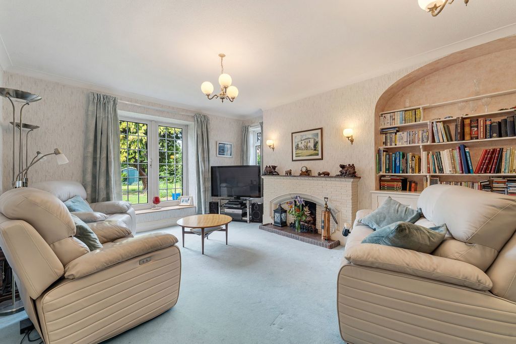Property photo 2 of 53