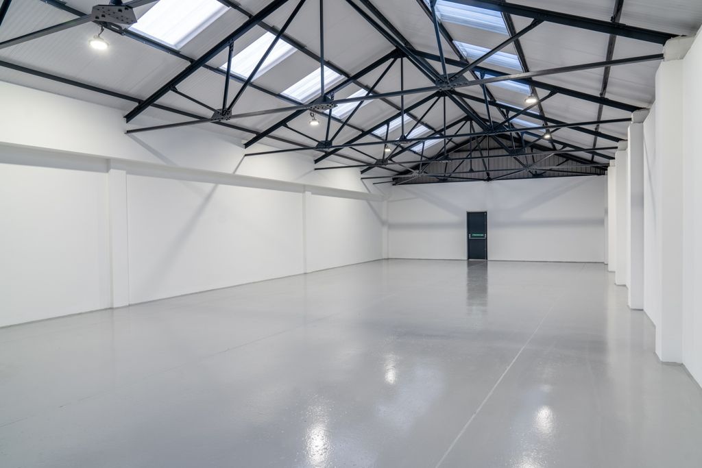 Property photo 3 of 12 Photo 6