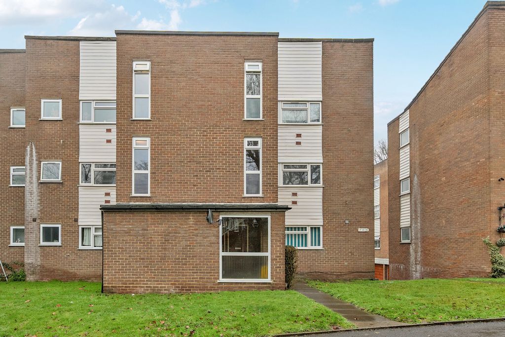 Property photo 1 of 11