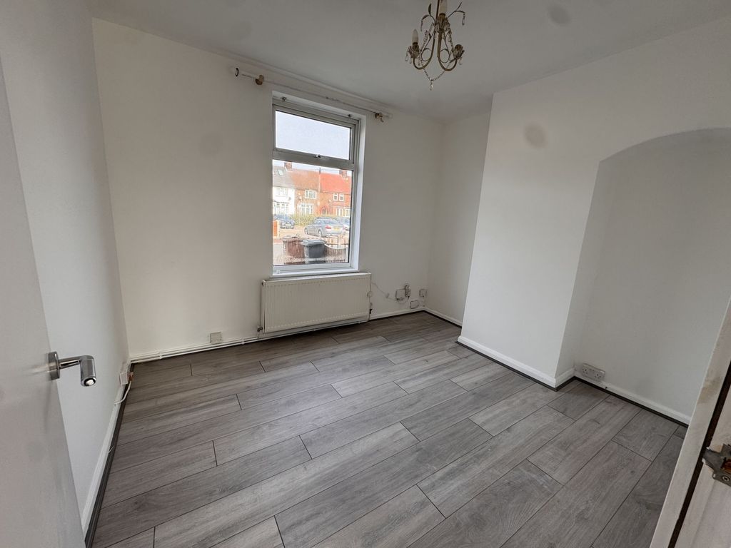 Property photo 2 of 10 Photo 2