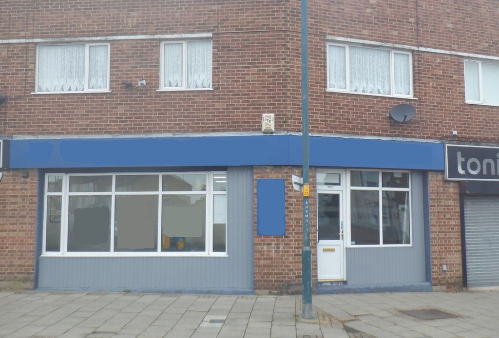 Property photo 1 of 9 High Street Frontage