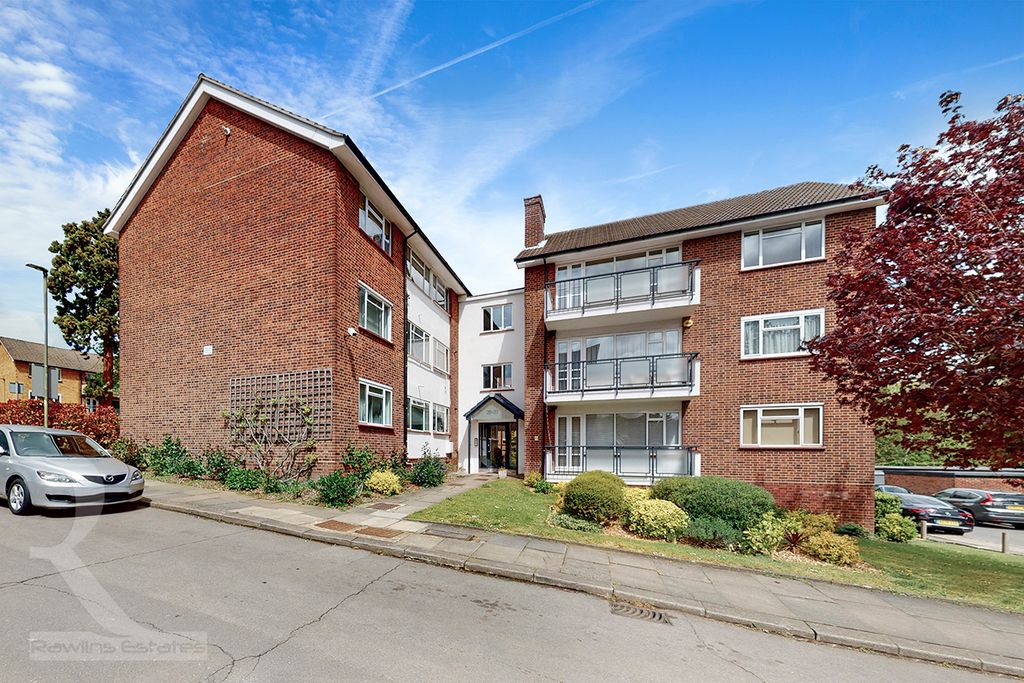 Property photo 1 of 16