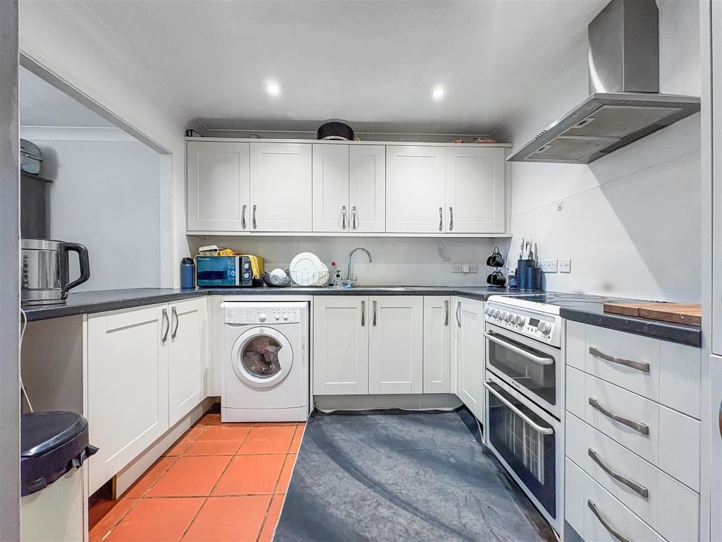 Property photo 2 of 10 406159Fcf769295Fb564d1F8E44E8Aa97c890A70.Jpg