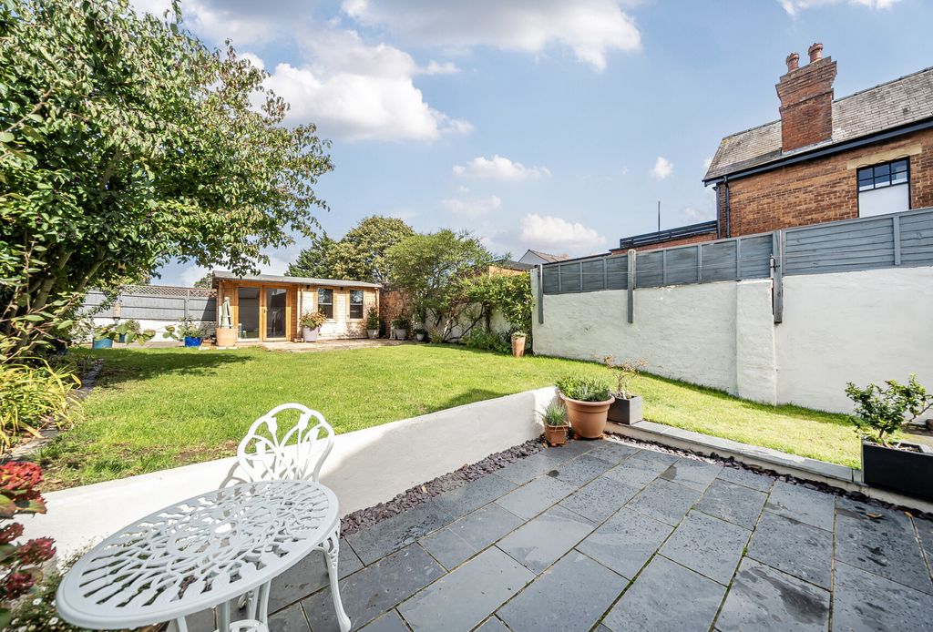 Property photo 1 of 20 1353802-18-68c42E...