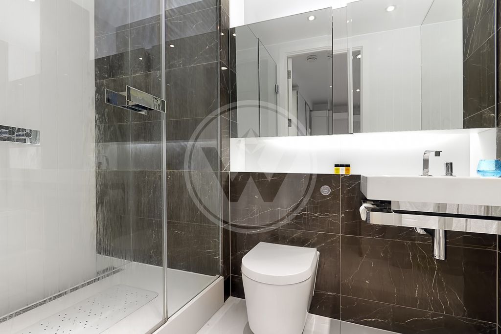 Property photo 2 of 7 (Main)