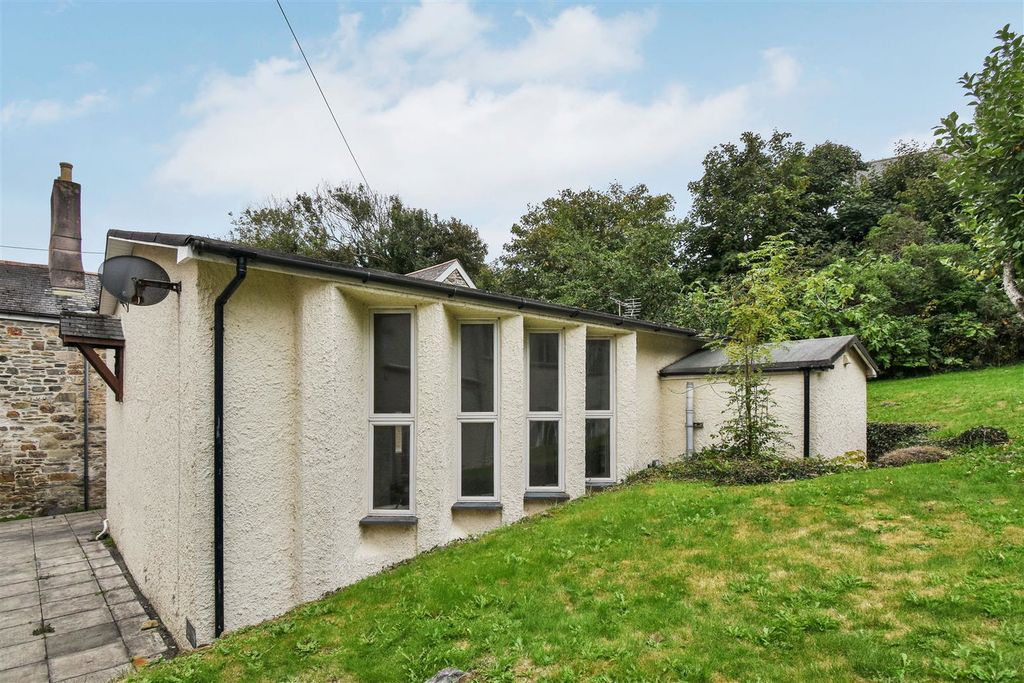 Property photo 1 of 7