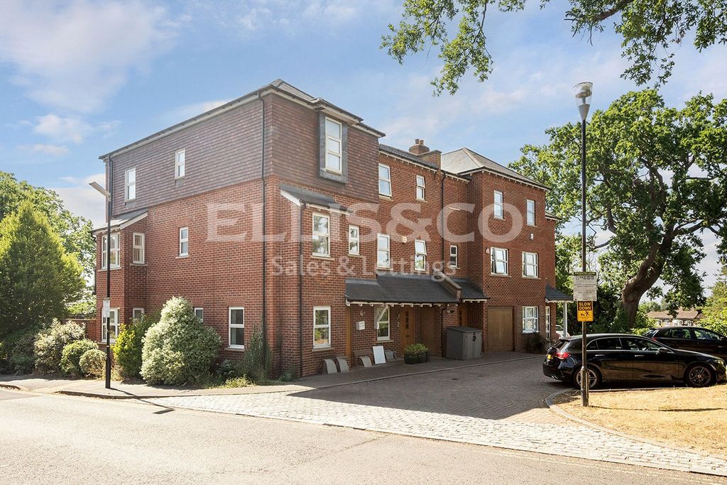 Property photo 1 of 22 Picture No. 03