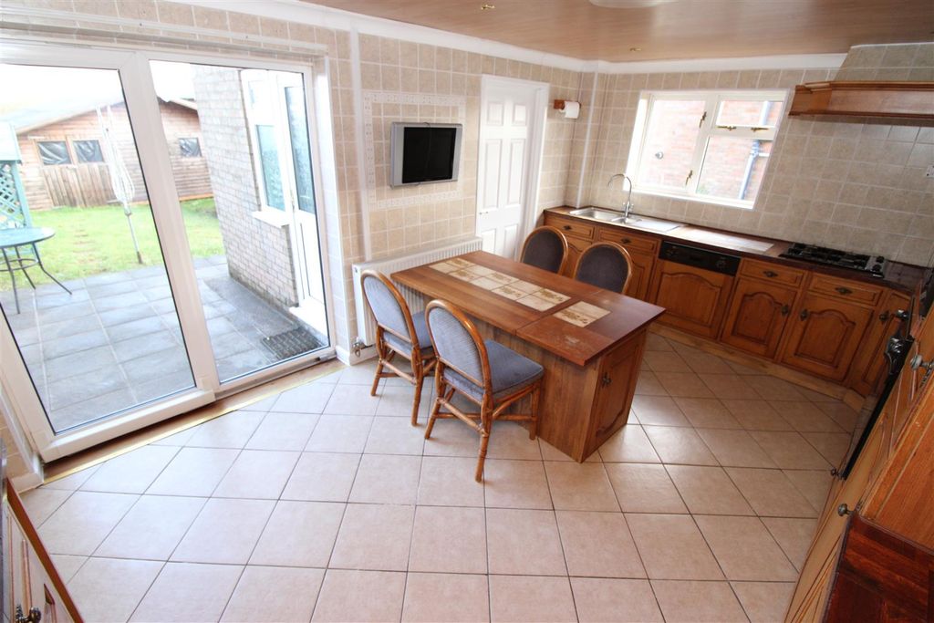 Additional image 9 of 3 bed semi-detached house for saleFairways, Bargoed CF81