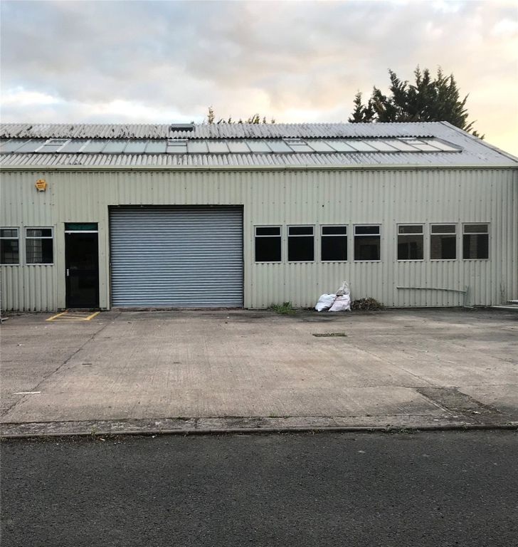 Property photo 2 of 18 Picture No. 21