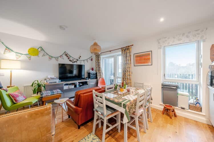 Property photo 3 of 21