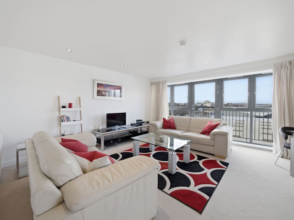 Property photo 3 of 20 Picture 3