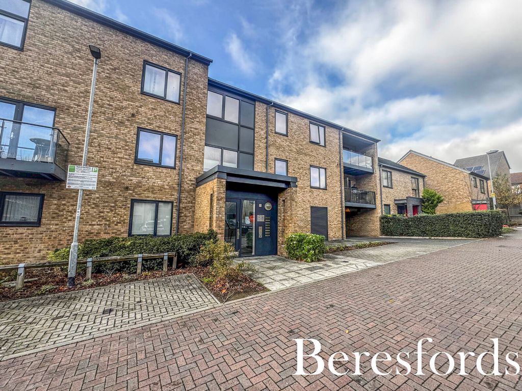 Property photo 1 of 18 Picture No. 02