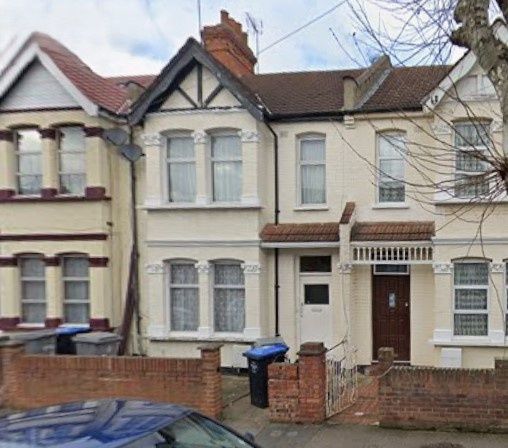 Property photo 1 of 20 Front View