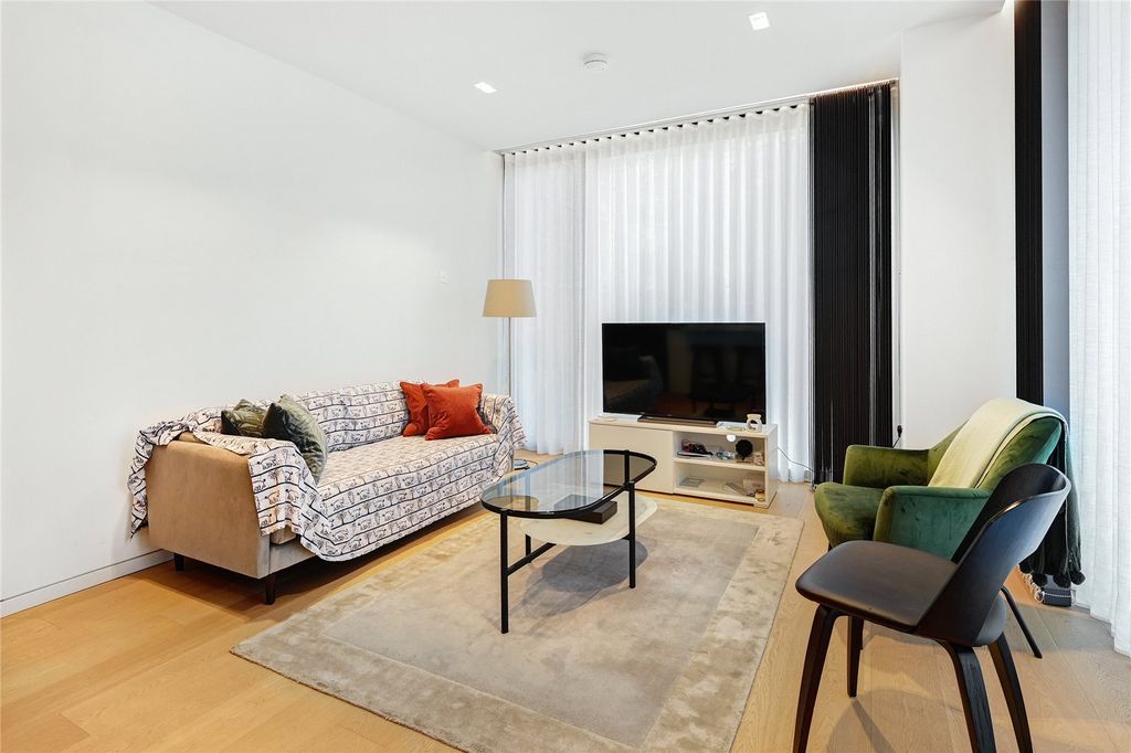 Property photo 3 of 15 Picture No. 24