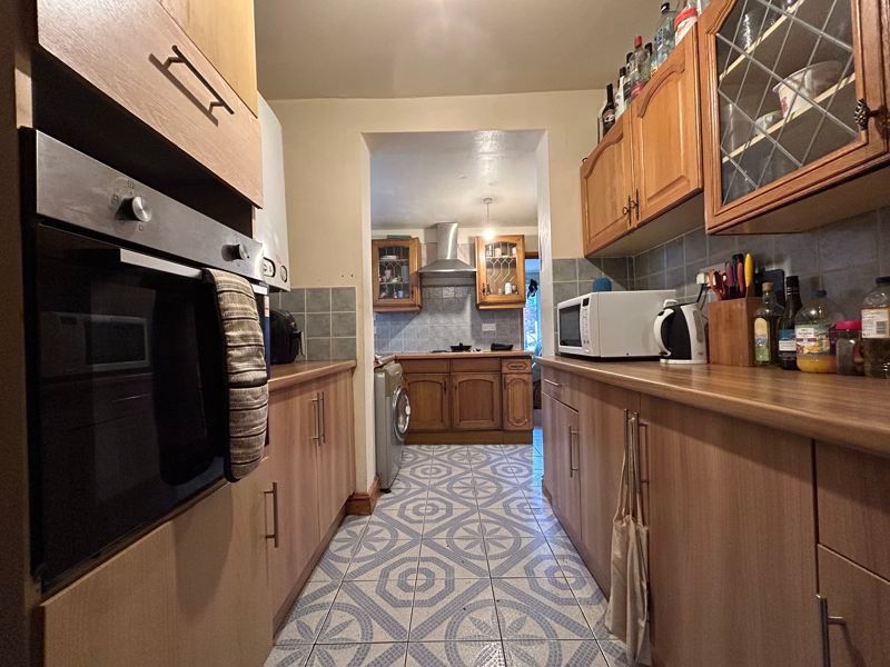 Property photo 2 of 14 Photo 6