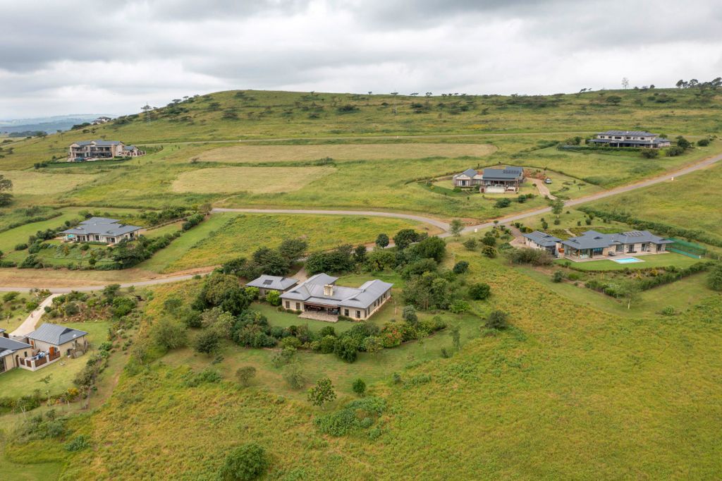 Property photo 1 of 40 1Pm1648725