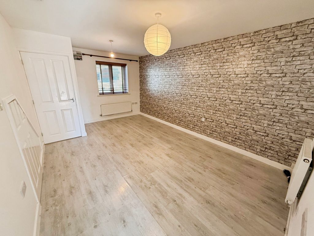 Property photo 3 of 12 Living Room