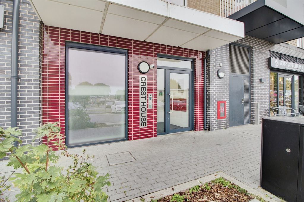 Additional image 16 of 2 bed flat for saleHilltop Way, Hatfield AL10