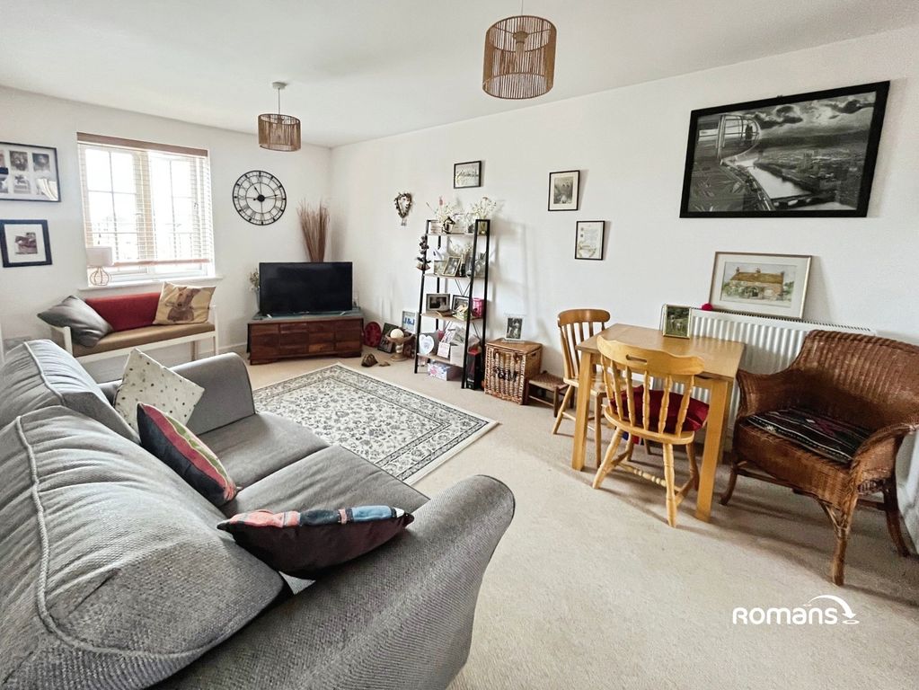 Property photo 2 of 10 Pbox-Img.Jpg