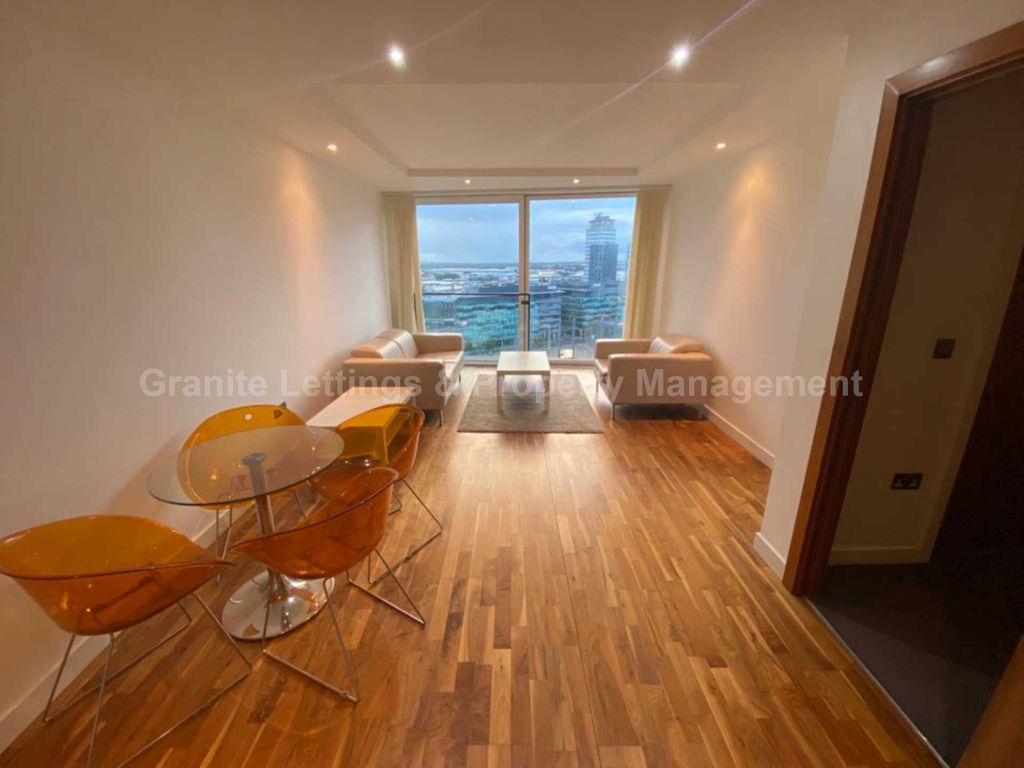 Property photo 2 of 12