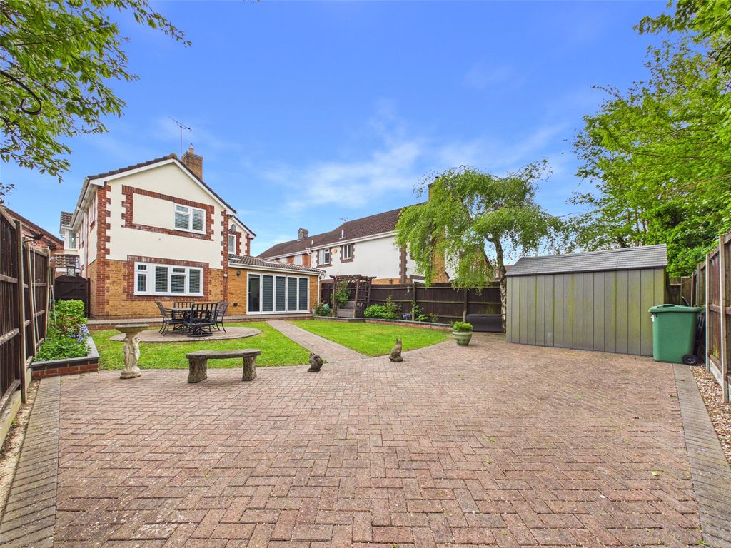 Property photo 3 of 21 Picture No. 33