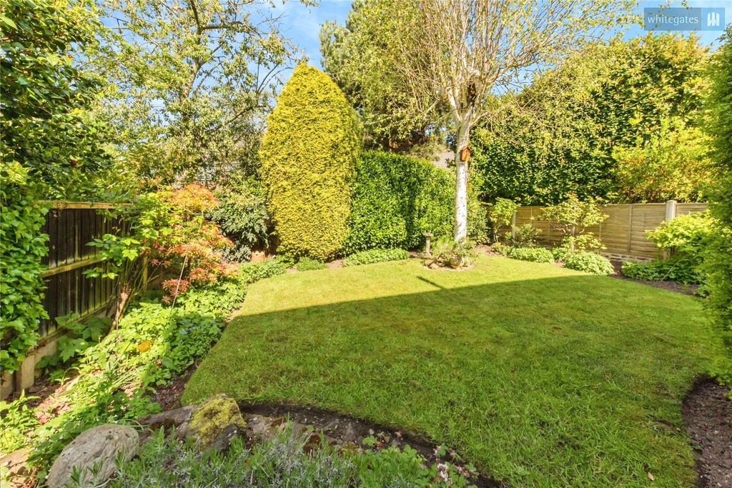 Property photo 3 of 21 Picture No. 33