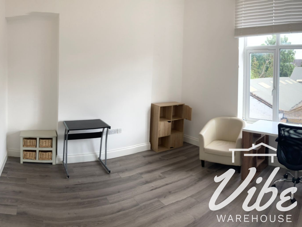 Property photo 2 of 4