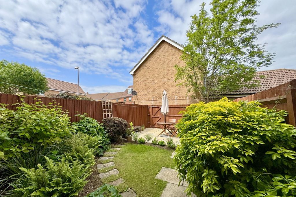 Property photo 3 of 23