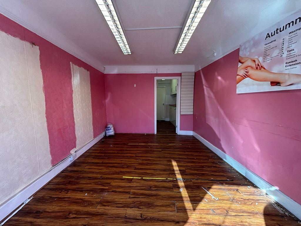 Property photo 3 of 5