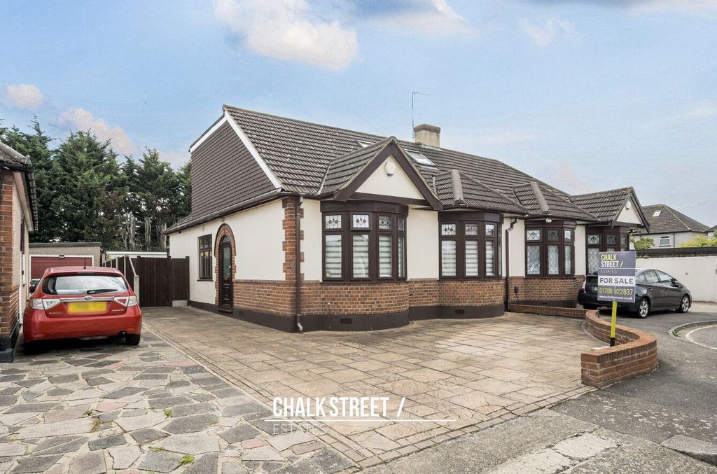 Property photo 1 of 24