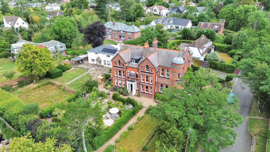 Property photo 1 of 30