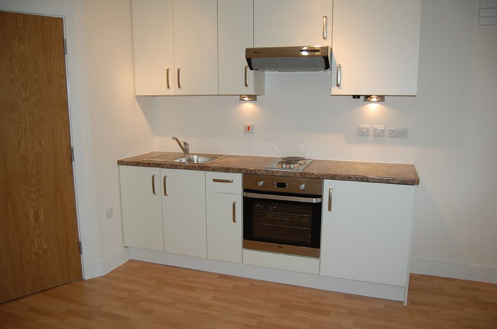 Property photo 2 of 6