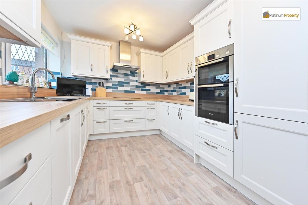 Property photo 3 of 32 Rhm_6073.Jpg