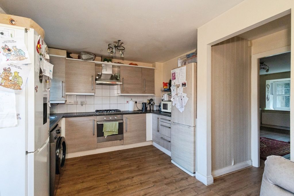 Property photo 2 of 11 Pbox-Img.Jpg