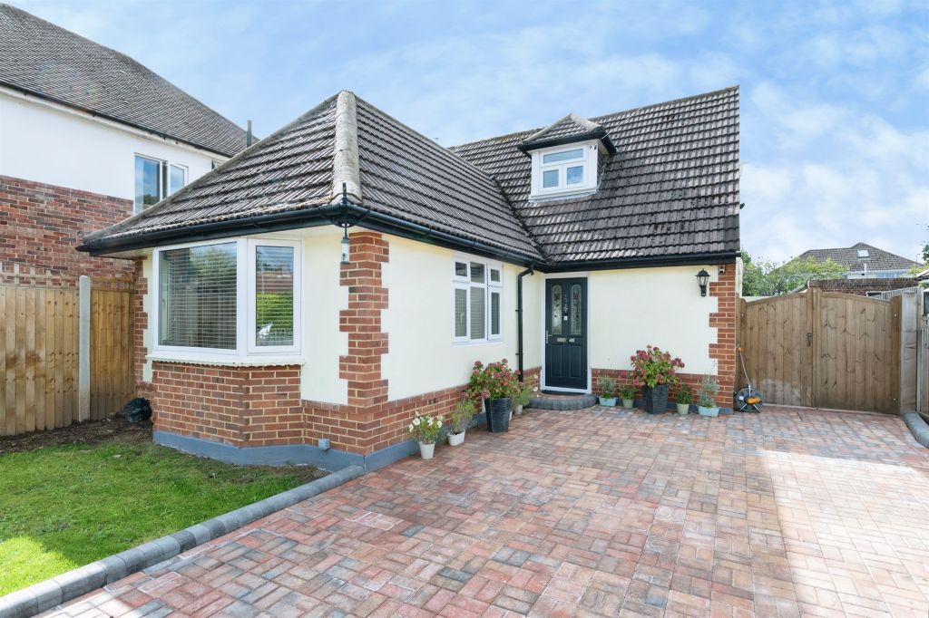 Property photo 1 of 16