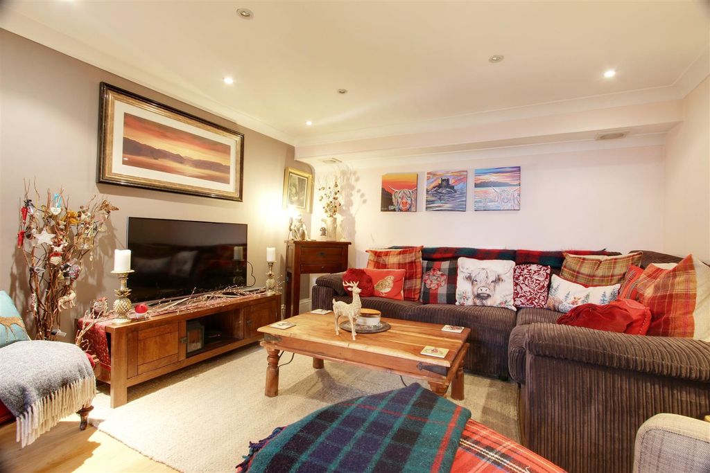 Property photo 2 of 14 Img_5322- L 1.Jpg