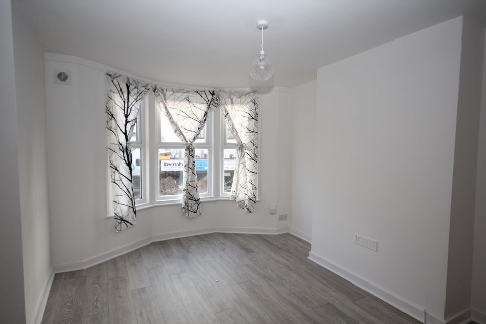 Property photo 3 of 14 5334593