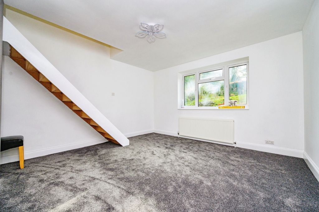 Property photo 2 of 16 Photography
